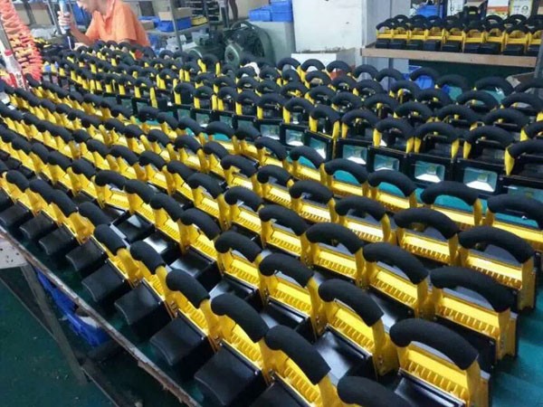 rechargeable flood light